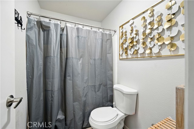 14937 Sherman Way, Van Nuys CA: https://media.crmls.org/medias/4d48db9c-3fed-4699-a646-cd3f5841d6ae.jpg