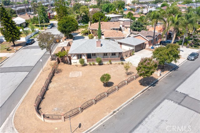 2306 W Cedarwood Street, West Covina CA: https://media.crmls.org/medias/4d4903ff-a4ec-4860-a0f5-f8d6bebc968c.jpg