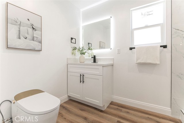 4250 McConnell Boulevard, Los Angeles CA: https://media.crmls.org/medias/4d49663a-c4ce-4b32-9f79-71c81fe807c0.jpg