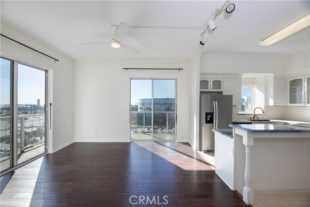 Detail Gallery Image 9 of 51 For 388 E Ocean #703,  Long Beach,  CA 90802 - 2 Beds | 2 Baths