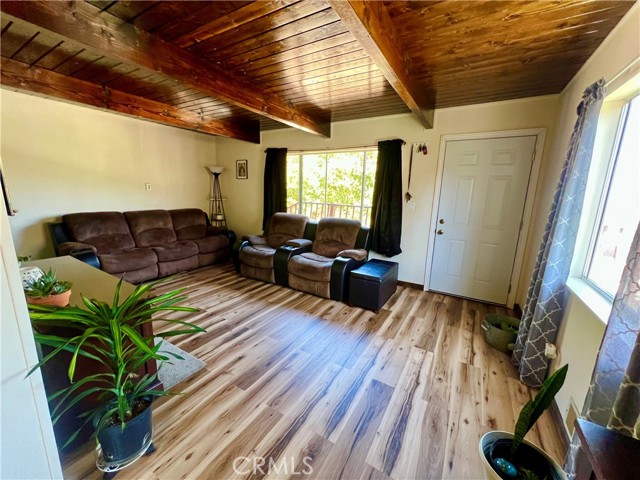 Detail Gallery Image 9 of 35 For 805 Lomita Trl, Frazier Park,  CA 93225 - 3 Beds | 2 Baths