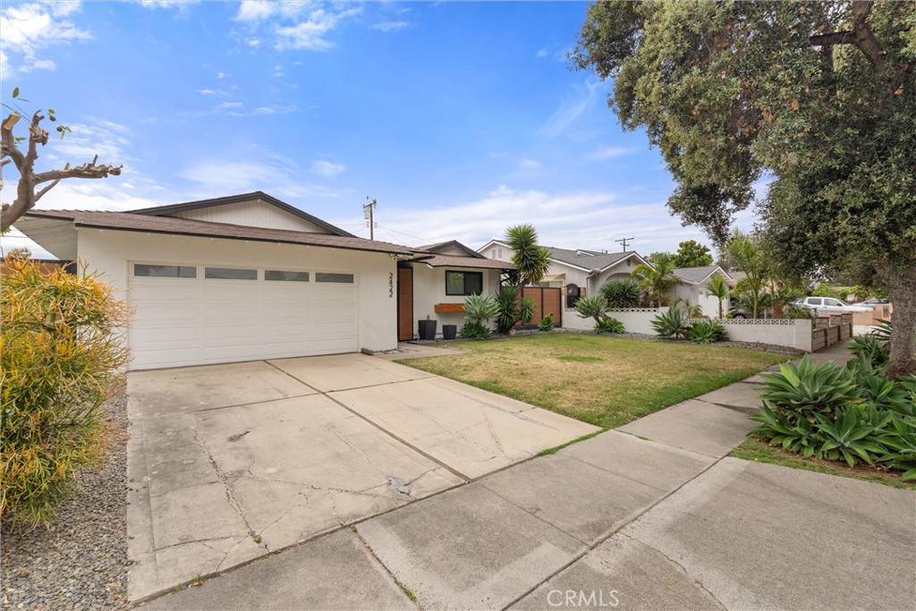 MLS #OC26149742 image #2