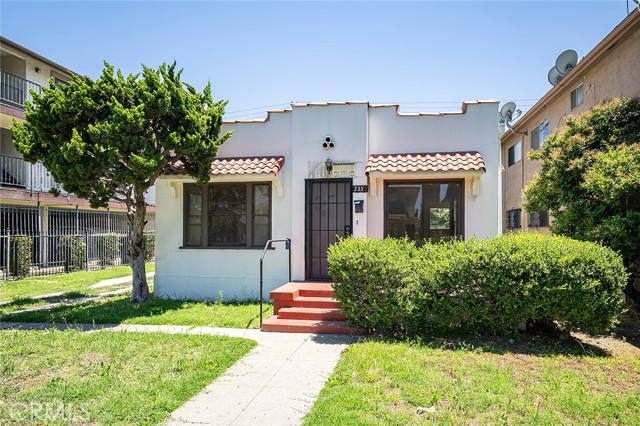 Image 2 for 2332 Cedar Ave, Long Beach, CA 90806