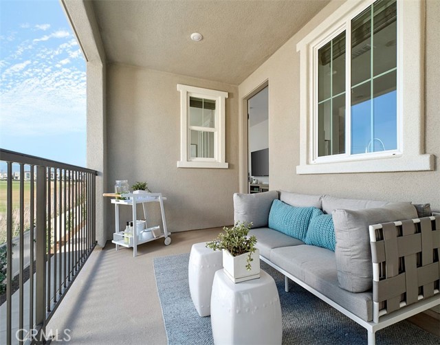 Detail Gallery Image 3 of 15 For 16190 Spicebush Ln, Chino,  CA 91708 - 2 Beds | 2/1 Baths