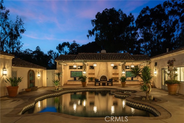 17716 Via De Fortuna, Rancho Santa Fe CA: https://media.crmls.org/medias/4d4e10e3-bc5b-412a-970d-a90712a8e749.jpg