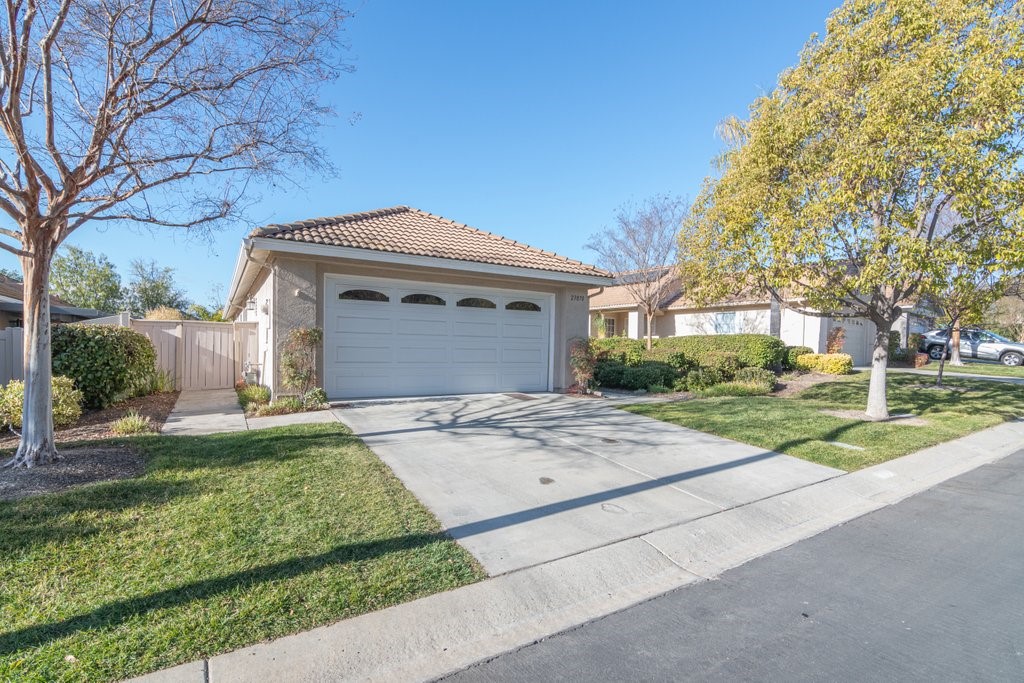 23870 Via Astuto, Murrieta, California 92562, 3 Bedrooms Bedrooms, ,2 BathroomsBathrooms,Single Family Residence,For Sale,Via Astuto,SW25012529