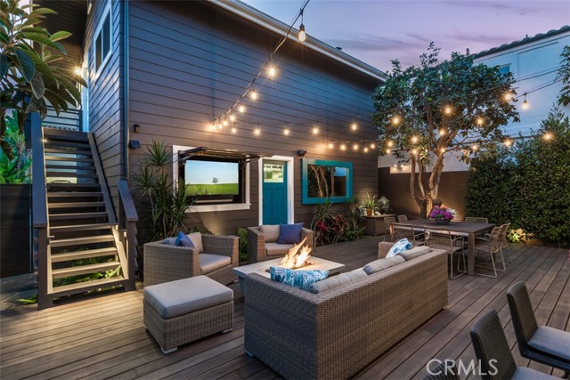 732 36th Street, Manhattan Beach, California 90266, 4 Bedrooms Bedrooms, ,3 BathroomsBathrooms,Residential,Sold,36th,SB21235456