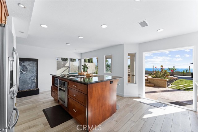 Detail Gallery Image 17 of 34 For 85 Palm Beach Ct, Dana Point,  CA 92629 - 3 Beds | 2/1 Baths