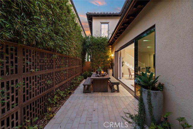 166 Villa Rdg, Irvine CA: https://media.crmls.org/medias/4d521e47-ee7e-431c-86f5-dec2c137e1ef.jpg
