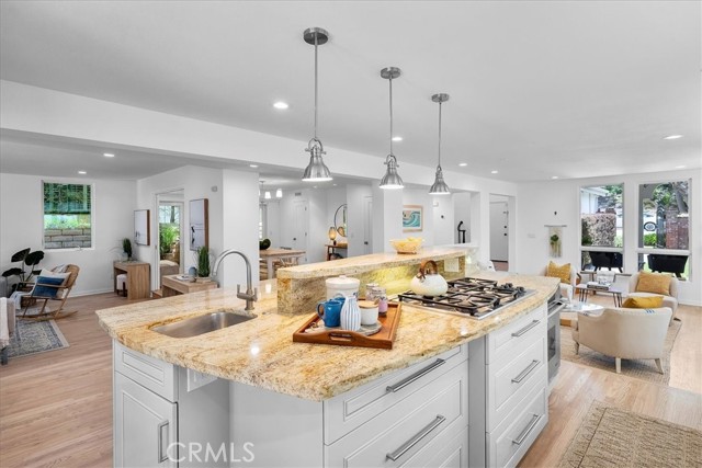 2209 Valley Drive, Manhattan Beach, California 90266, 4 Bedrooms Bedrooms, ,2 BathroomsBathrooms,Residential,Sold,Valley,SB22159548