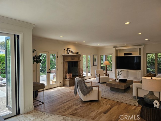 411 Snug Harbor Road, Newport Beach CA: https://media.crmls.org/medias/4d541167-7ff7-4f22-bb92-c1fab02738dc.jpg