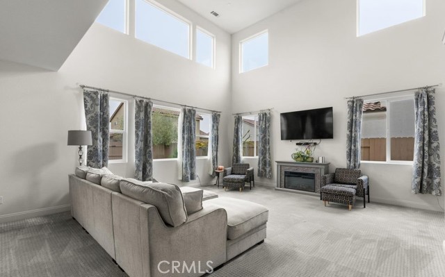 4575 Castillo Drive, Guadalupe CA: https://media.crmls.org/medias/4d541ee6-354f-415b-af8f-5f5015ba0b58.jpg