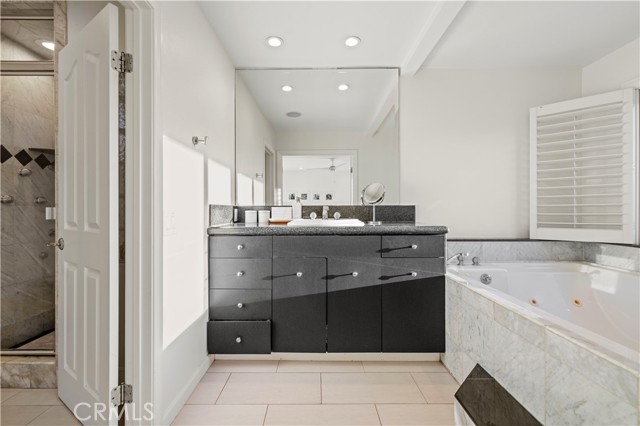 Detail Gallery Image 24 of 61 For 19519 Quail Creek Pl, Porter Ranch,  CA 91326 - 4 Beds | 3 Baths