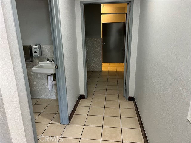 845 Meridian Street, Duarte, California 91010, ,Commercial Lease,For Rent,845 Meridian Street,CRAR25076196
