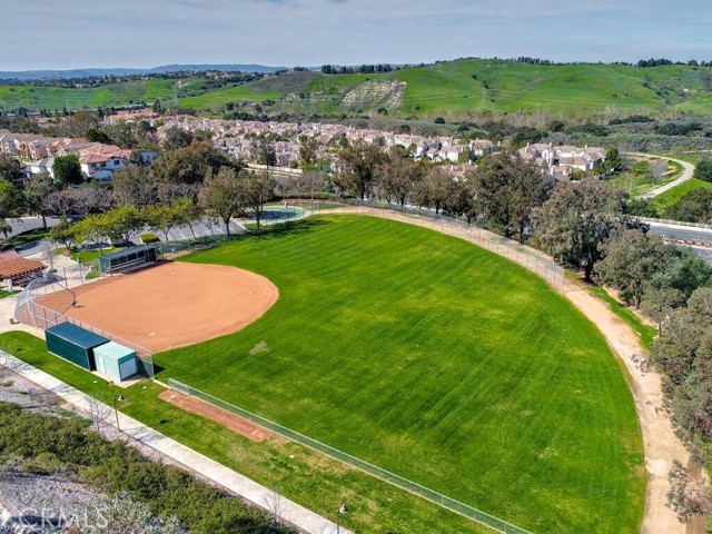 Image 35 of 38 For 16 Woodsong  