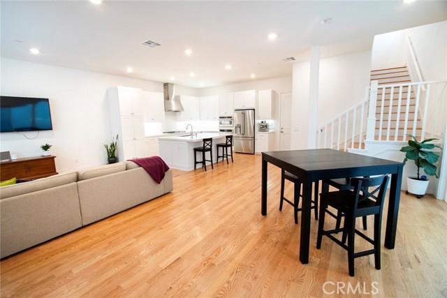 27136 Purple Sage Court, Valencia CA: https://media.crmls.org/medias/4d583234-9de2-45ce-ba57-463a63acf65c.jpg