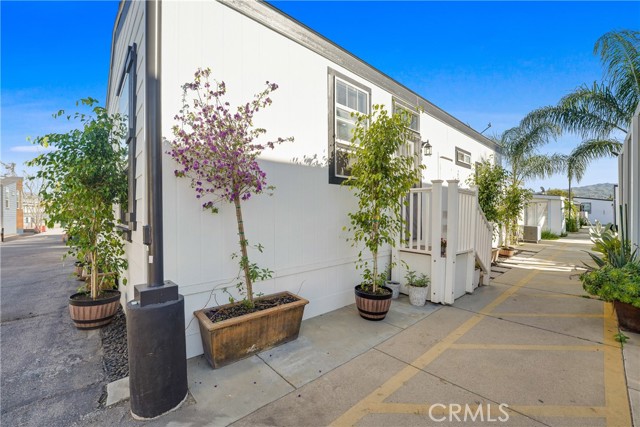 Detail Gallery Image 16 of 25 For 8250 Lankershim Bld #122,  North Hollywood,  CA 91605 - 2 Beds | 2 Baths
