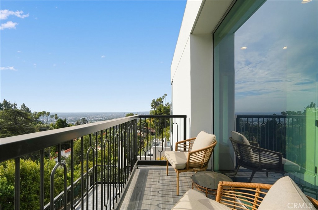 Thumbnail 36