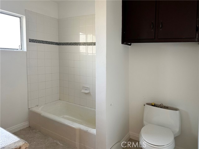 Detail Gallery Image 13 of 17 For 359 E 14th St, Upland,  CA 91786 - 3 Beds | 2 Baths