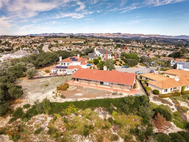 Detail Gallery Image 3 of 39 For 441 Emerald Bay Dr, Arroyo Grande,  CA 93420 - 2 Beds | 2/1 Baths