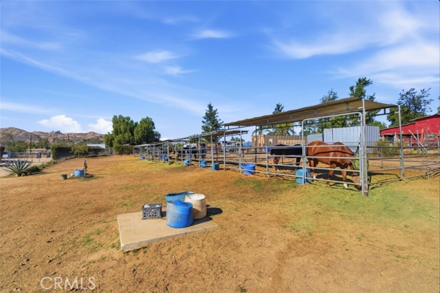 8876 Pigeon Pass, Moreno Valley CA: https://media.crmls.org/medias/4d5c351e-728c-4cc2-bbc5-1d09cc75410f.jpg