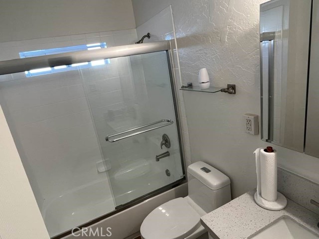 1556 W 8th Street, San Bernardino CA: https://media.crmls.org/medias/4d5c437d-b273-4720-bf27-13ecf54d1f3d.jpg