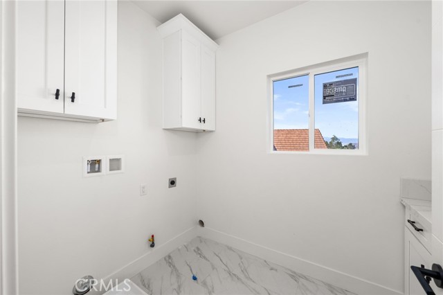 Detail Gallery Image 18 of 27 For 3704 Howe St, Corona,  CA 92881 - 5 Beds | 3/1 Baths