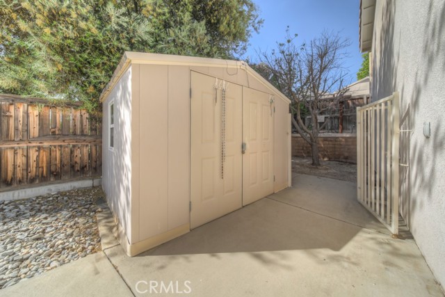 42133 Wagon Wheel Lane, Murrieta CA: https://media.crmls.org/medias/4d5c77a4-df80-4ec9-805b-fd7861758013.jpg