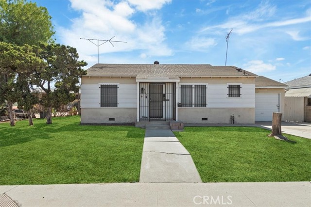 Detail Gallery Image 1 of 30 For 8942 Ilex Ave, Sun Valley,  CA 91352 - 2 Beds | 1 Baths
