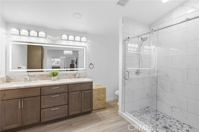 Detail Gallery Image 15 of 24 For 4901 Green River #288,  Corona,  CA 92880 - 4 Beds | 2 Baths