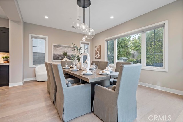 Detail Gallery Image 12 of 36 For 115 Interstellar, Irvine,  CA 92618 - 5 Beds | 5/1 Baths