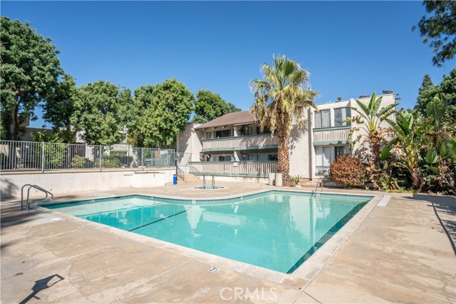 Detail Gallery Image 4 of 8 For 8601 International Ave, Canoga Park,  CA 91304 - – Beds | – Baths