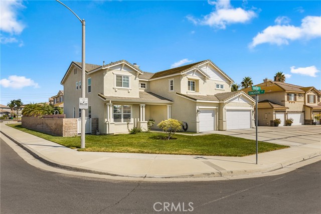 5764 Territory Lane, Eastvale CA: https://media.crmls.org/medias/4d60f1c3-a198-4acc-8cb4-aa64e963b048.jpg