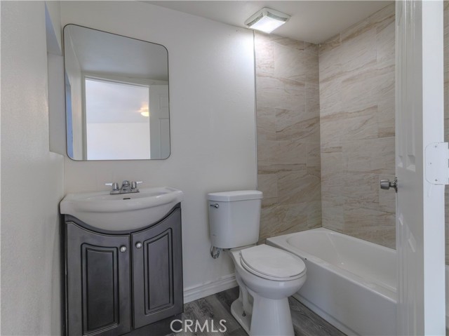 Detail Gallery Image 21 of 32 For 1435 Orange Ave, Santa Ana,  CA 92707 - – Beds | – Baths