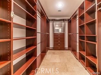 https://media.crmls.org/medias/4d6194d0-65e5-4fbb-824b-e4384f596c77.jpg?preset=X-Large