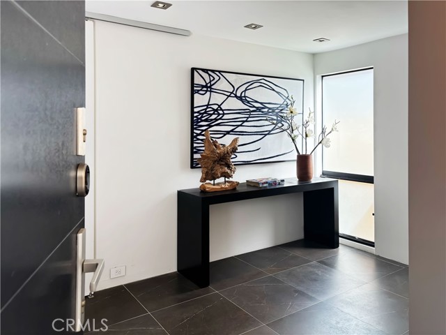 9844 Wanda Park Drive, Beverly Hills CA: https://media.crmls.org/medias/4d62c9dd-9d35-4082-9438-e230bdaf5aa9.jpg