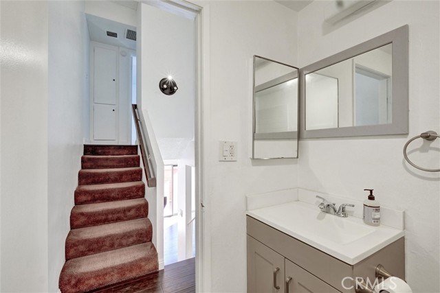 Detail Gallery Image 16 of 39 For 7033 Stewart and Gray Rd #24,  Downey,  CA 90241 - 2 Beds | 2 Baths