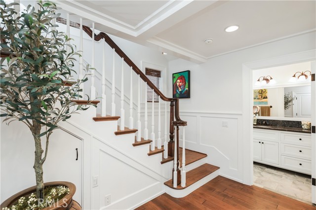 Detail Gallery Image 10 of 37 For 516 Poinsettia #B,  Corona Del Mar,  CA 92625 - 3 Beds | 3 Baths