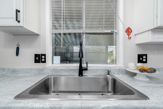 Detail Gallery Image 6 of 27 For 1300 W Menlo Ave #155,  Hemet,  CA 92543 - 2 Beds | 2 Baths