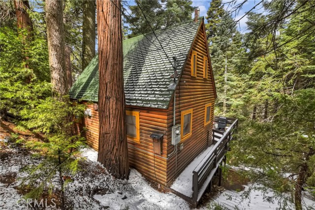 Detail Gallery Image 23 of 31 For 529 West Victoria Ct, Lake Arrowhead,  CA 92352 - 2 Beds | 1 Baths