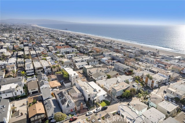 3316 Vista Drive, Manhattan Beach, California 90266, 4 Bedrooms Bedrooms, ,3 BathroomsBathrooms,Residential,Sold,Vista,SB22226244