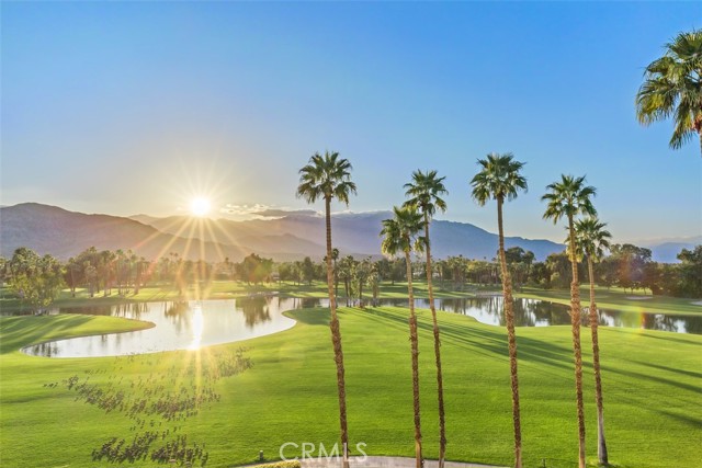 Detail Gallery Image 5 of 23 For 910 Island Dr #506,  Rancho Mirage,  CA 92270 - 3 Beds | 3 Baths