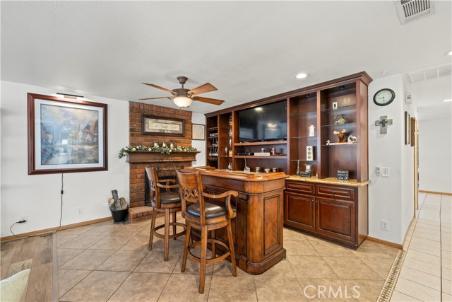 Detail Gallery Image 6 of 20 For 6733 Coral Ct, Rancho Cucamonga,  CA 91701 - 4 Beds | 2/1 Baths