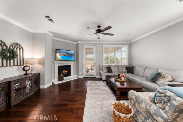 5739 Nutwood Place, Rancho Cucamonga CA: https://media.crmls.org/medias/4d662a27-48a9-4bb5-b6f1-b6ab9e78d567.jpg