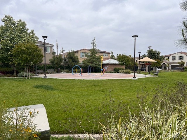 https://media.crmls.org/medias/4d668c18-765e-4597-bf36-c8863be00cc4.jpg?preset=X-Large