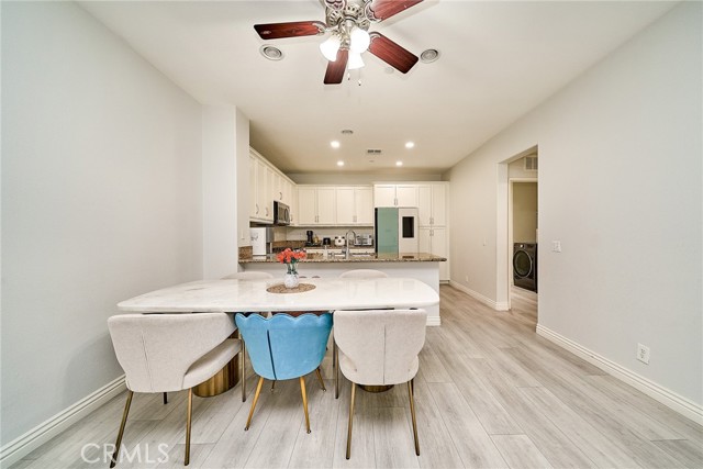 12573 Montaivo Lane, Eastvale CA: https://media.crmls.org/medias/4d66f9bd-85f8-46d2-8397-886379d557cf.jpg