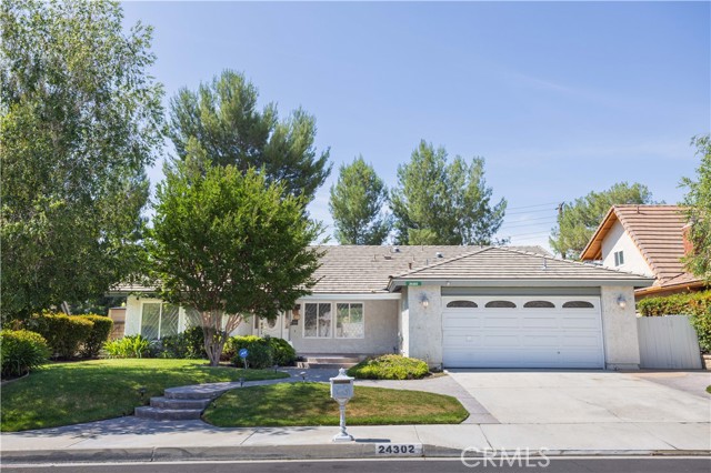 24302 Vista Ridge Drive, Valencia CA: https://media.crmls.org/medias/4d6751ed-3c7f-447b-8b24-dd644a8c6975.jpg