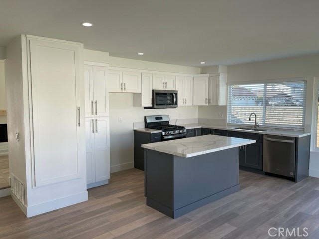 Detail Gallery Image 16 of 23 For 20412 Brentstone, Huntington Beach,  CA 92646 - 3 Beds | 2 Baths