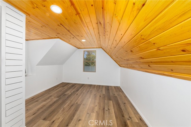 40085 Forest Road, Big Bear Lake CA: https://media.crmls.org/medias/4d67d4b9-d88d-4b0e-a440-fc0a3625bbd1.jpg