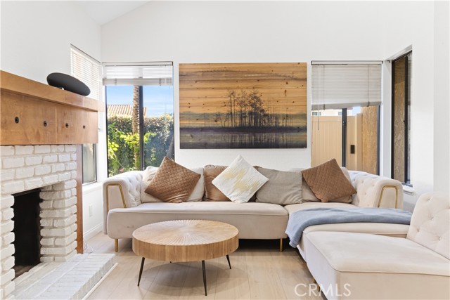 Detail Gallery Image 9 of 35 For 15 Rustic Glen Drive, Pomona,  CA 91766 - 4 Beds | 2/1 Baths